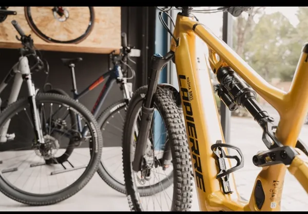 Bicicleta eléctrica de montaña en Madma Bikes